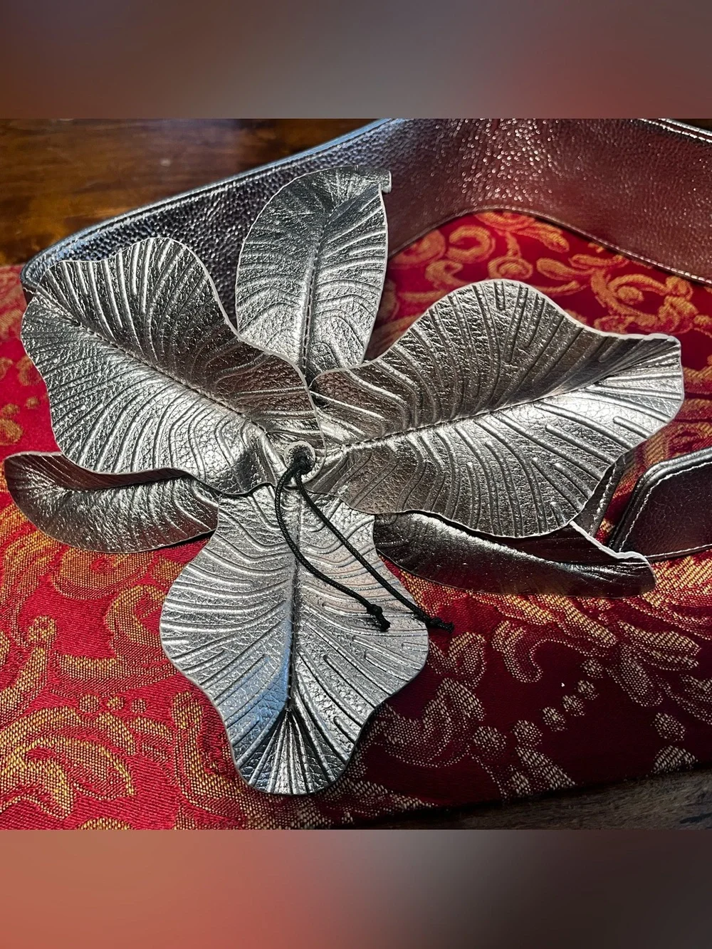 Anne Fontaine Carrie Belt Metallic Silver Leather Floral Leaf Statement Belt